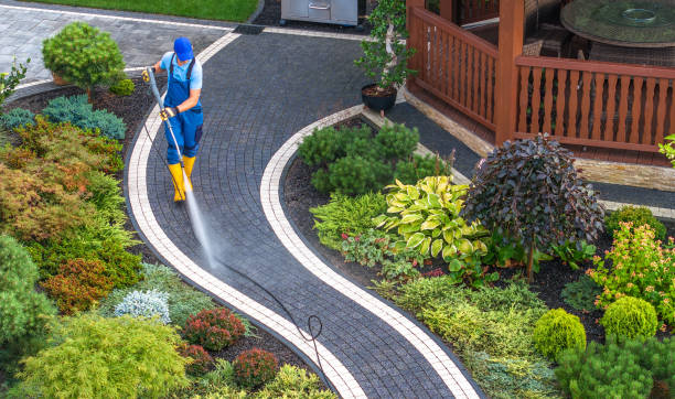 Why Choose Our Certified Pressure Washing Experts for Your Project Needs in Mary Esther, FL?